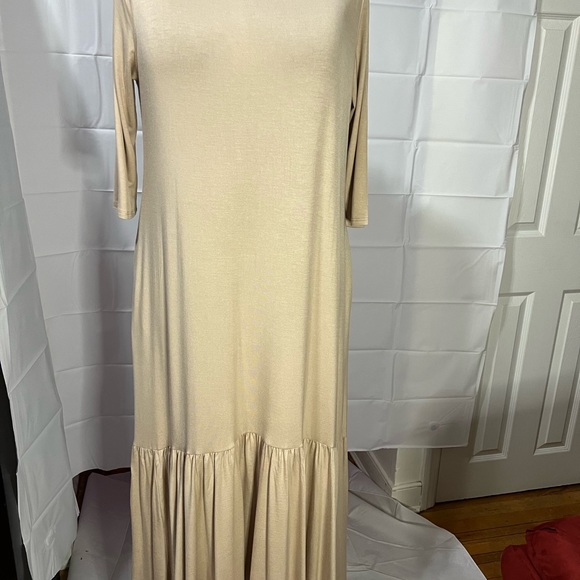 Annabelle USA ruffle hem midi dress - Picture 3 of 5